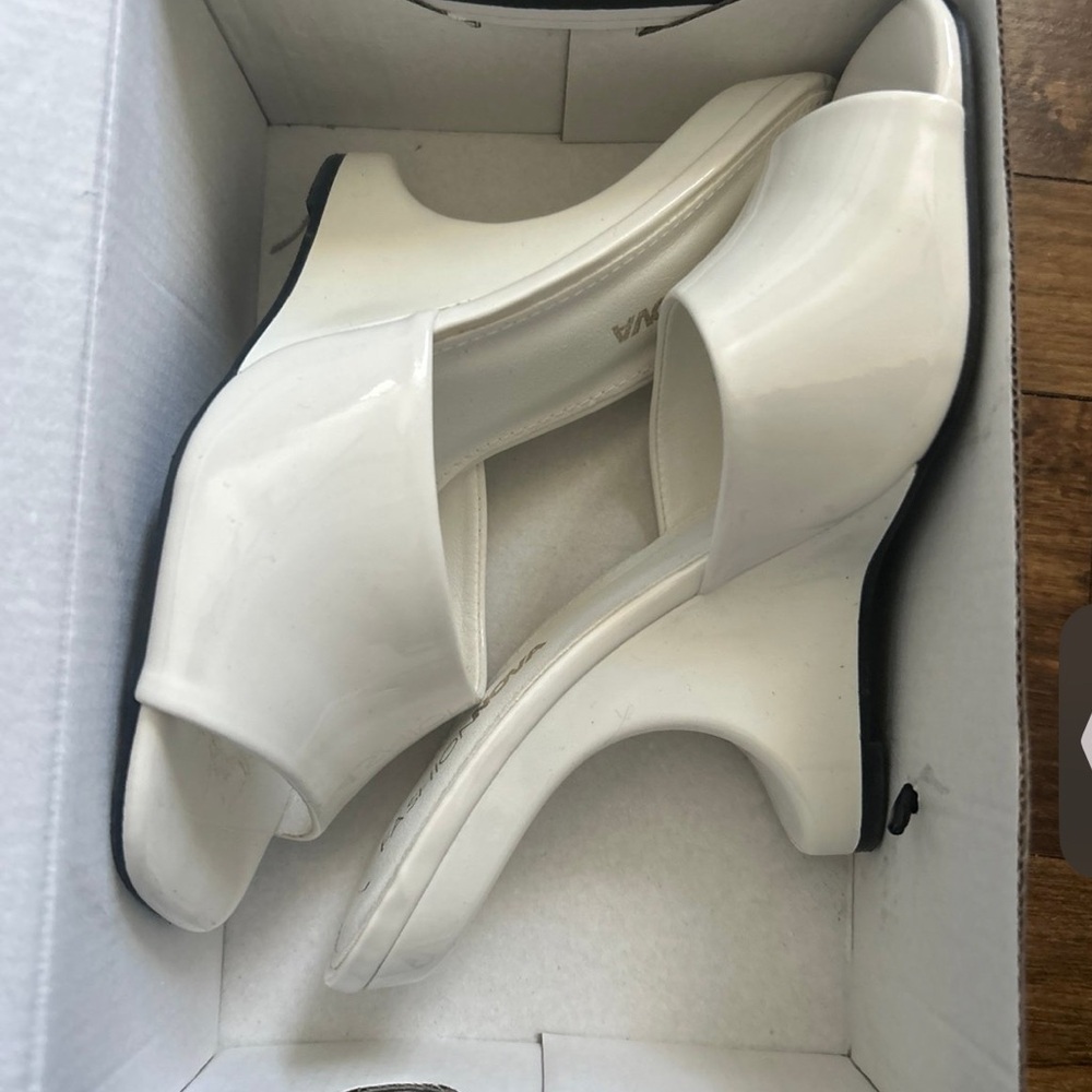 White Open-Toe Chunky wedge Sandal mule
